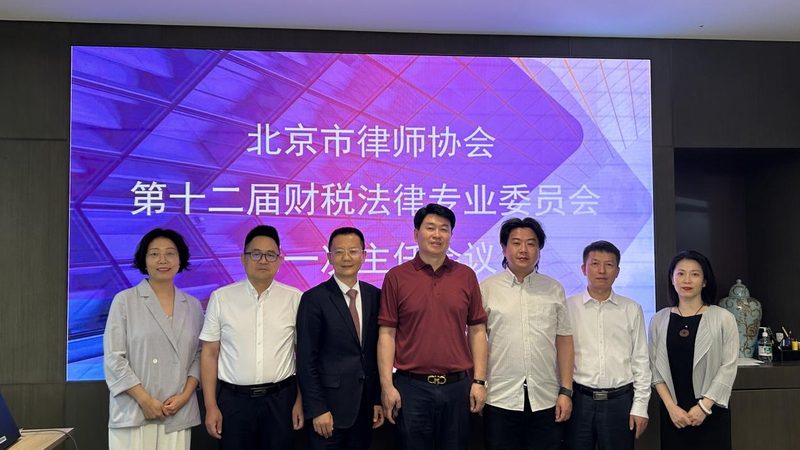 小公司记账外包，为什么反而更贵了
